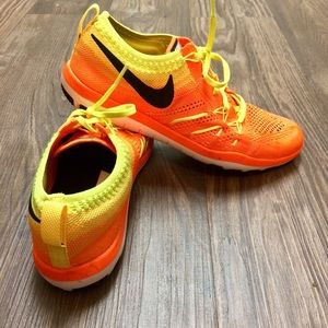 Women's Nike Free TR Focus Flyknit - size 6